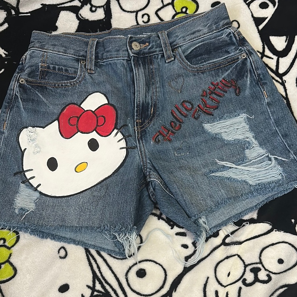 Old Navy High-Rise Slouchy Straight Jeans - Classic Blue hello kitty design